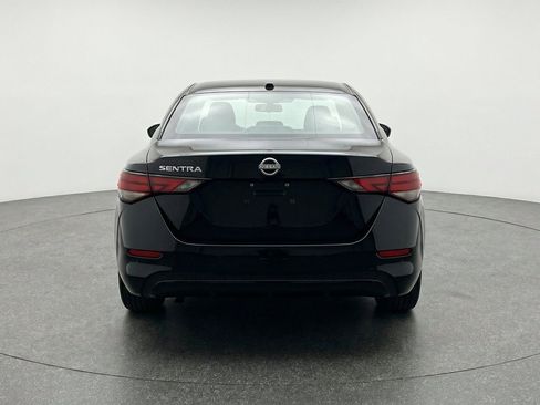 Used 2025 Nissan Sentra SV FWD image 7