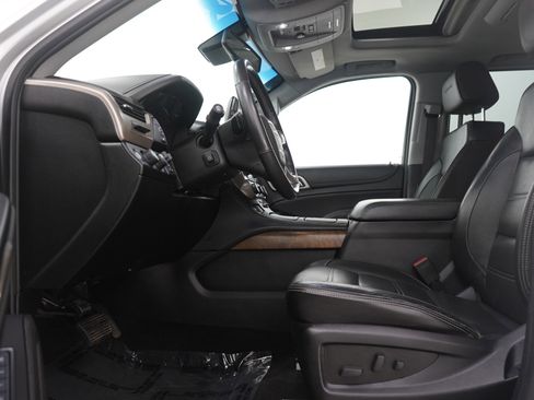 Used 2018 GMC Yukon XL Denali w/ Open Road Package image 26