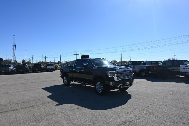 Used 2023 GMC Sierra 2500 Denali w/ Denali Ultimate Package AWD/4WD image 2