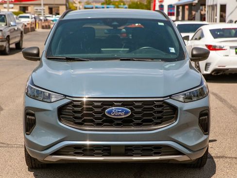 Used 2023 Ford Escape ST-Line w/ Tech Pack #1 FWD image 2