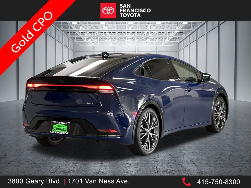 Certified 2027 Toyota Prius XLE FWD image 5