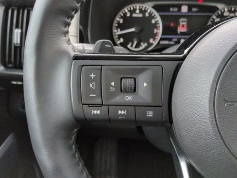 Used 2024 Nissan Pathfinder SL w/ SL Premium Package AWD/4WD image 25