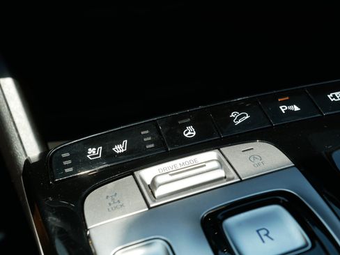 Used 2024 Hyundai Tucson Limited AWD/4WD image 29