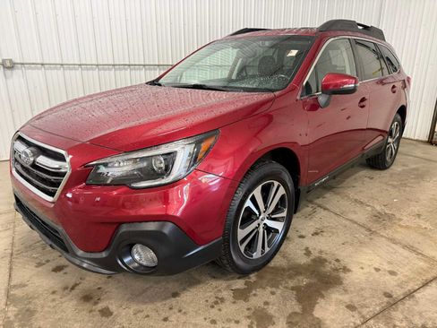 Used 2018 Subaru Outback 2.5i Limited AWD/4WD image 6