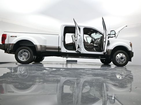 Used 2020 Ford F450 King Ranch w/ King Ranch Ultimate Package image 32