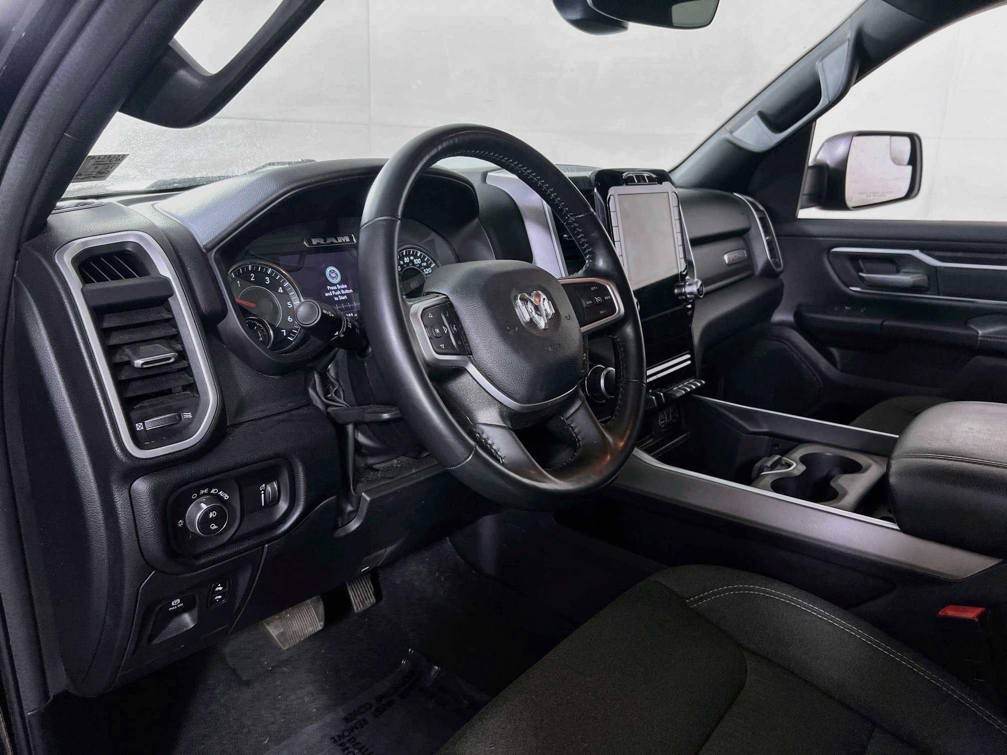Used 2023 RAM 1500 Big Horn AWD/4WD image 9