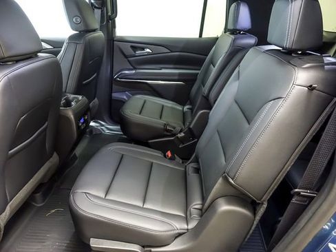 New 2026 Chevrolet Traverse LT w/ LPO, Floor Liner Package FWD image 9