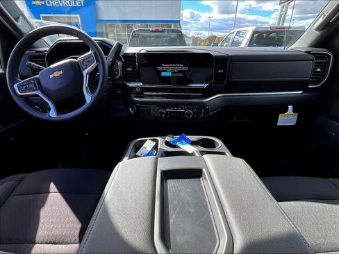 New 2026 Chevrolet Silverado 1500 LT image 12