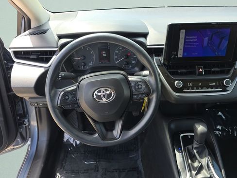 Used 2024 Toyota Corolla LE FWD image 12