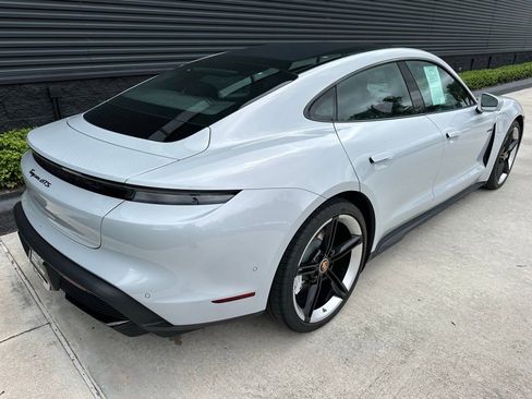 Used 2024 Porsche Taycan GTS image 9