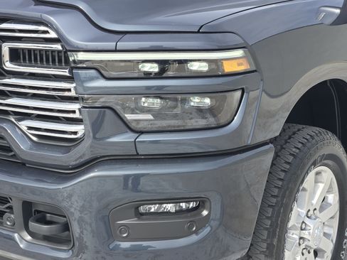 New 2026 RAM 2500 Laramie w/ Sport Appearance Package AWD/4WD image 6