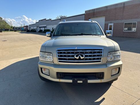 Used 2008 INFINITI QX56 4WD image 2