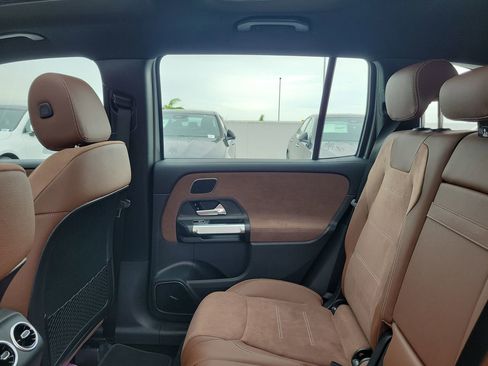 New 2026 Mercedes-Benz GLB 35 AMG 4MATIC image 12