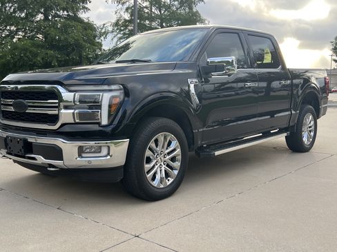Used 2024 Ford F150 Lariat w/ FX4 Off-Road Package AWD/4WD image 5