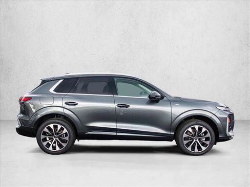 New 2026 Audi Q3 quattro 2.0T AWD/4WD image 4