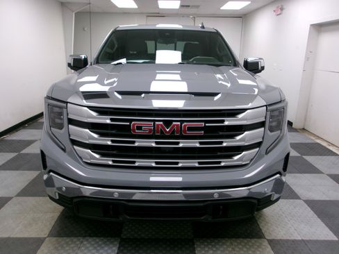 Used 2024 GMC Sierra 1500 SLE w/ Preferred Package AWD/4WD image 15