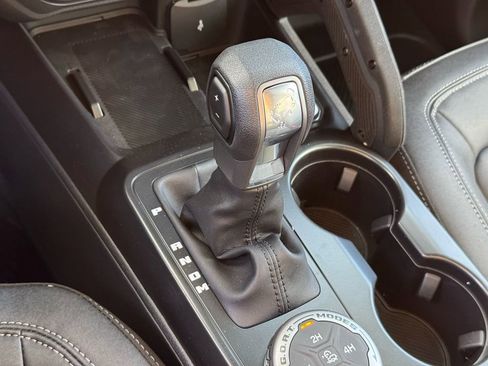 New 2026 Ford Bronco Big Bend w/ Black Diamond Package image 18