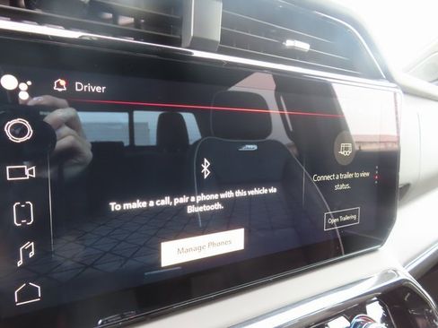 Used 2024 GMC Sierra 1500 AT4X image 24