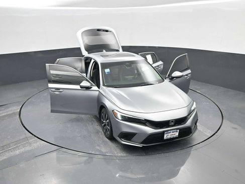 Used 2022 Honda Civic EX-L image 43