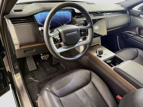 Certified 2024 Land Rover Range Rover SE AWD/4WD image 10