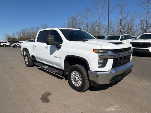 Used 2022 Chevrolet Silverado 2500 LT image 4