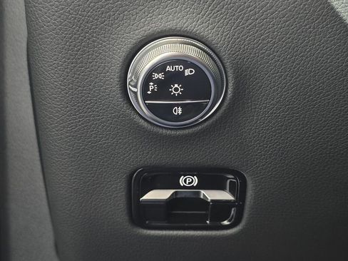 New 2026 Mercedes-Benz GLC 300 GLC 300 image 38