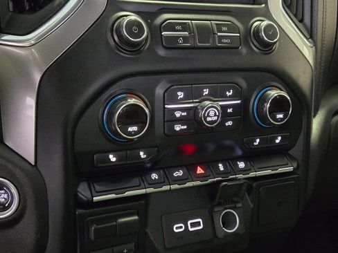 Used 2019 Chevrolet Silverado 1500 LT w/ All-Star Edition image 24