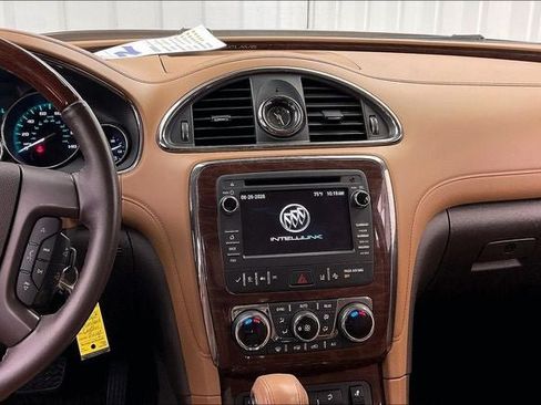 Used 2016 Buick Enclave Leather FWD image 6
