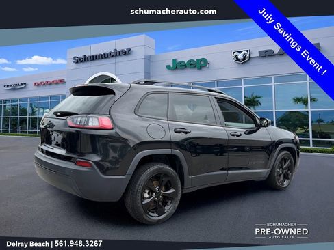 Used 2020 Jeep Cherokee Latitude Plus FWD image 7