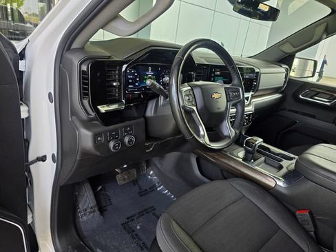 Used 2024 Chevrolet Silverado 1500 LT AWD/4WD image 21