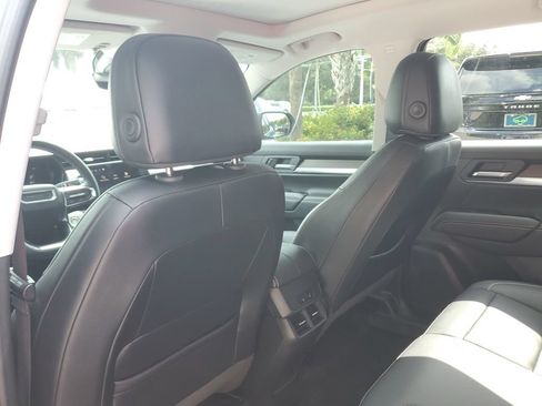 Certified 2026 GMC Terrain Denali AWD/4WD image 15