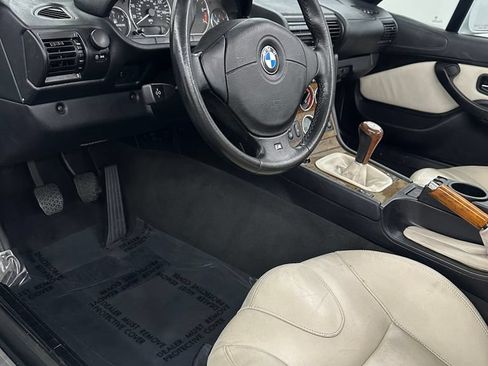 Used 2001 BMW Z3 3.0i RWD image 10