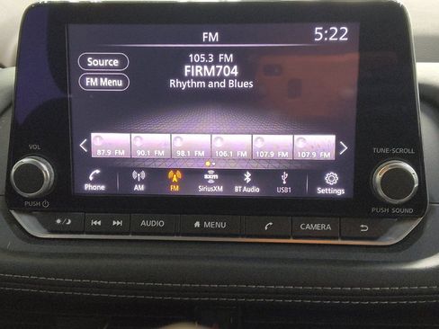 Used 2021 Nissan Rogue SV FWD image 25