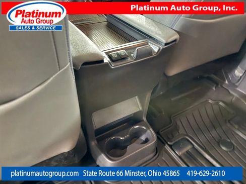 Used 2023 Toyota Sienna XLE AWD/4WD image 31