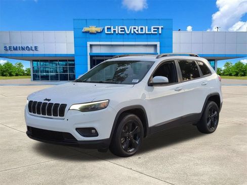 Used 2020 Jeep Cherokee Latitude Plus FWD image 2