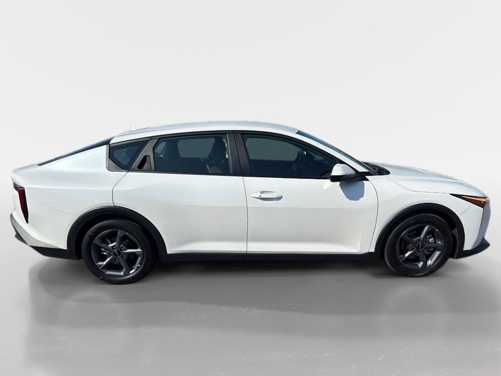 Used 2025 Kia K4 FWD image 6