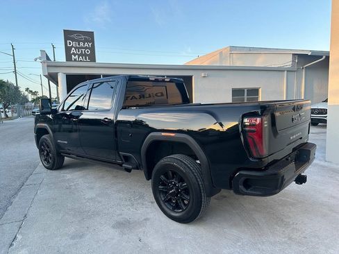 Used 2024 GMC Sierra 2500 AT4 w/ AT4 Premium Plus Package AWD/4WD image 7