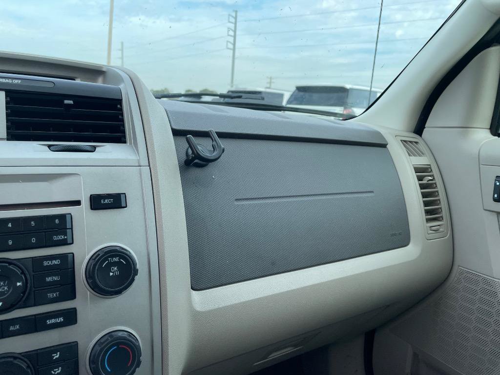 Used 2011 Ford Escape XLT FWD image 11