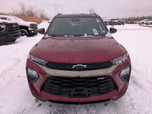 Used 2023 Chevrolet TrailBlazer RS w/ Sun and Liftgate Package image 2