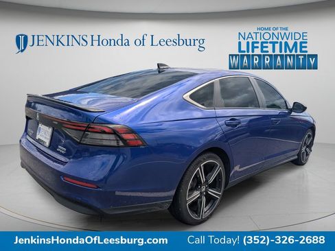 Used 2024 Honda Accord Sport image 3