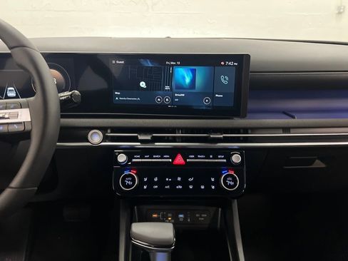 New 2026 Hyundai Santa Cruz Limited AWD/4WD image 18
