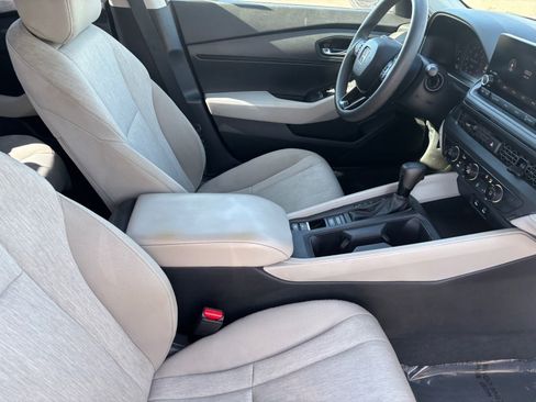 Used 2023 Honda Accord LX image 14