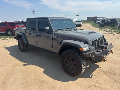 Used 2022 Jeep Gladiator Mojave w/ Cold Weather Group AWD/4WD image 3