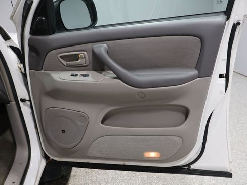 Used 2004 Toyota Tundra SR5 image 22