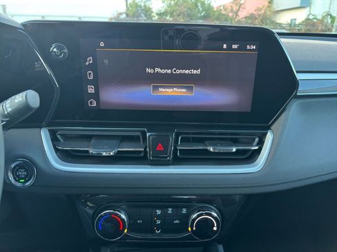 Used 2025 Chevrolet TrailBlazer LT image 18