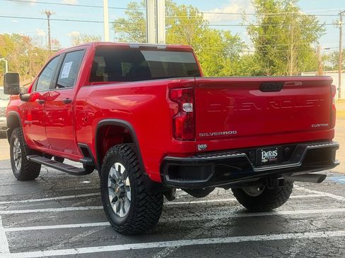 Used 2025 Chevrolet Silverado 2500 Custom w/ Custom Convenience Package AWD/4WD image 8