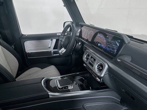 Certified 2025 Mercedes-Benz G 63 AMG 4MATIC image 16