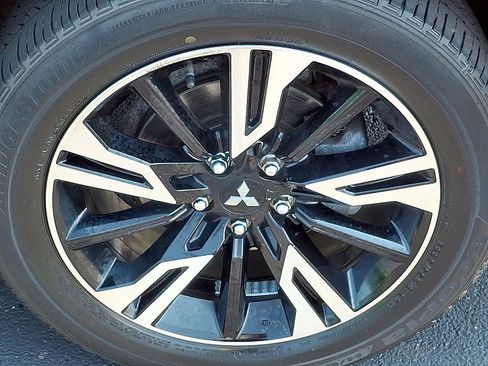 Used 2023 Mitsubishi Eclipse Cross SE AWD/4WD image 27