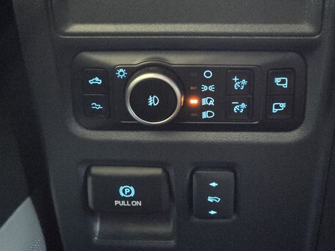 Used 2026 Ford F150 Raptor AWD/4WD image 17