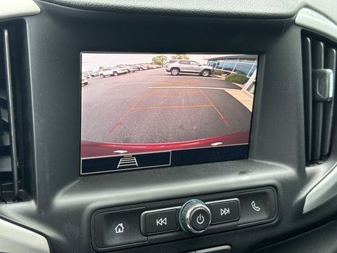 Used 2024 GMC Terrain SLE w/ Driver Convenience Package AWD/4WD image 17